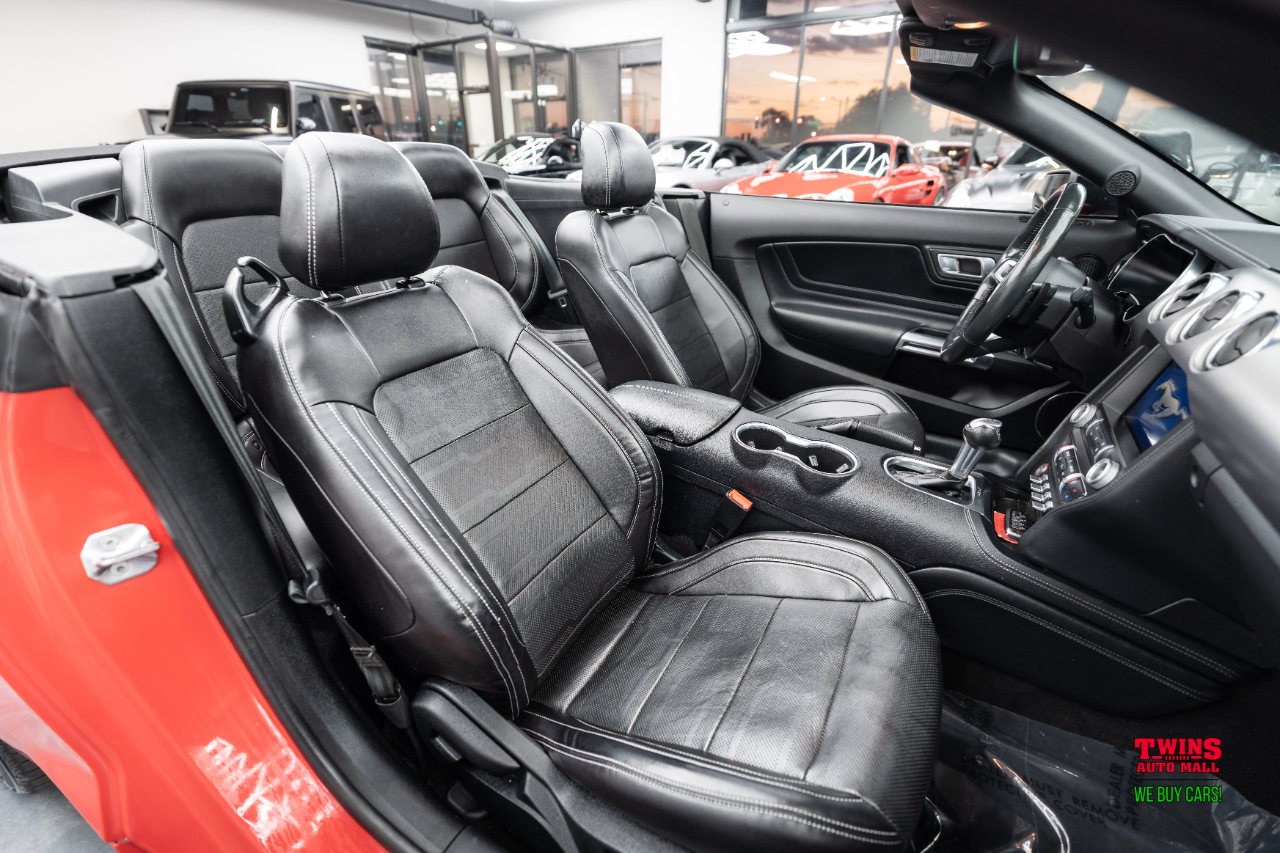 Ford Mustang EcoBoost Premium Convertible 2023 Ford Mustang EcoBoost Premium Convertible 2023