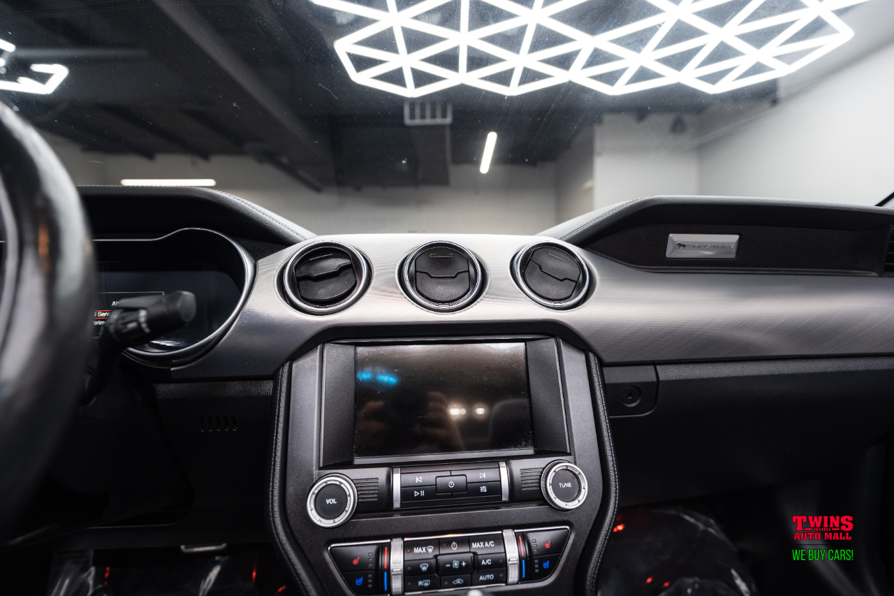 Ford Mustang EcoBoost Premium Convertible 2023 Ford Mustang EcoBoost Premium Convertible 2023