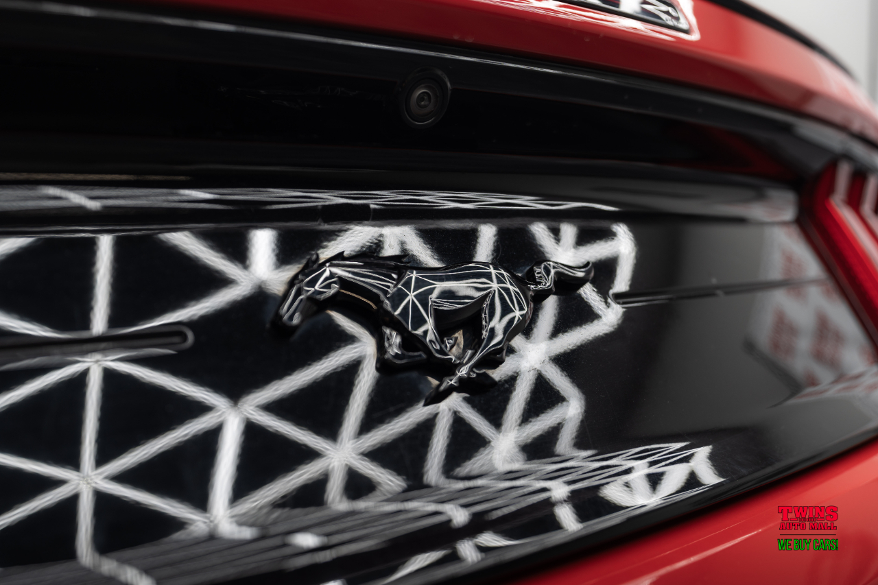 Ford Mustang EcoBoost Premium Convertible 2023 Ford Mustang EcoBoost Premium Convertible 2023