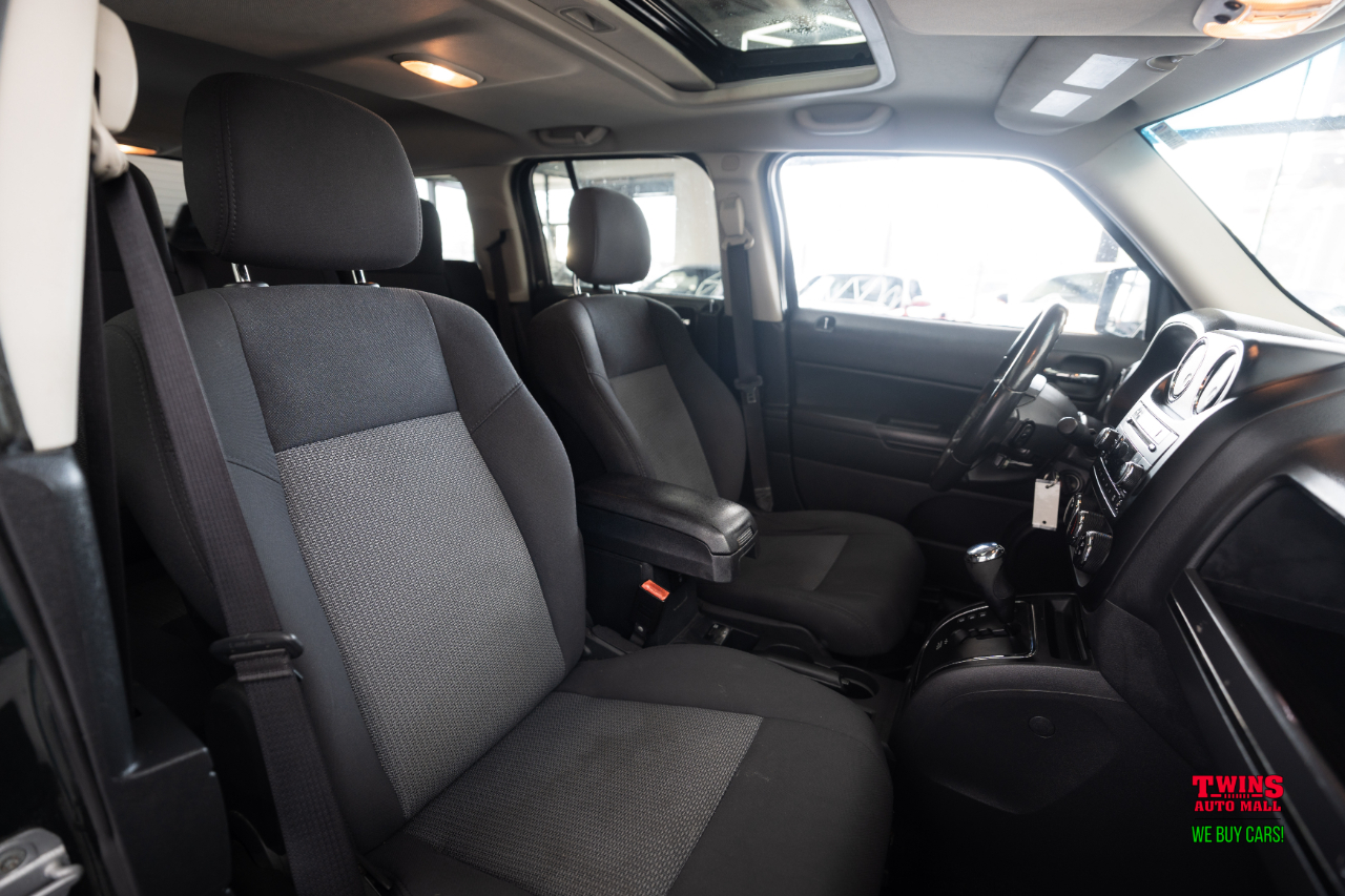 Jeep Patriot Sport 4WD 2010 Jeep Patriot Sport 4WD 2010