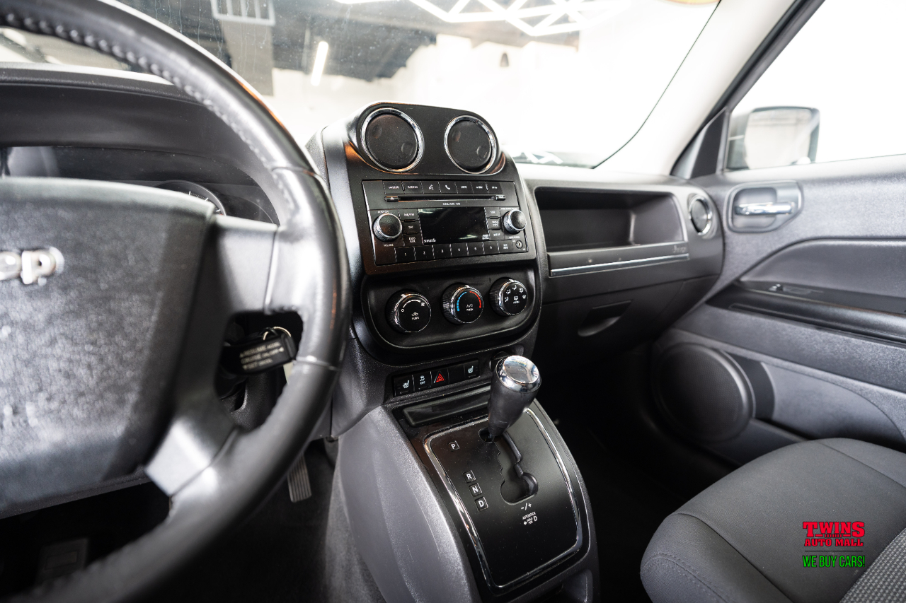 Jeep Patriot Sport 4WD 2010 Jeep Patriot Sport 4WD 2010