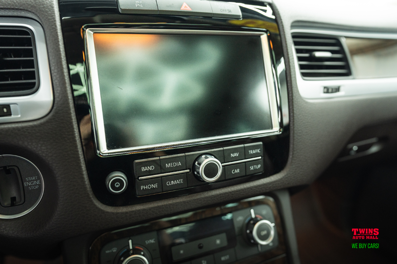 Volkswagen Touareg V6 TDI 2014 Volkswagen Touareg V6 TDI 2014
