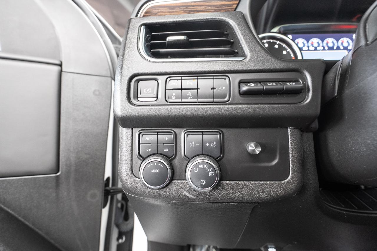 Chevrolet Suburban High Country 4WD 2021
