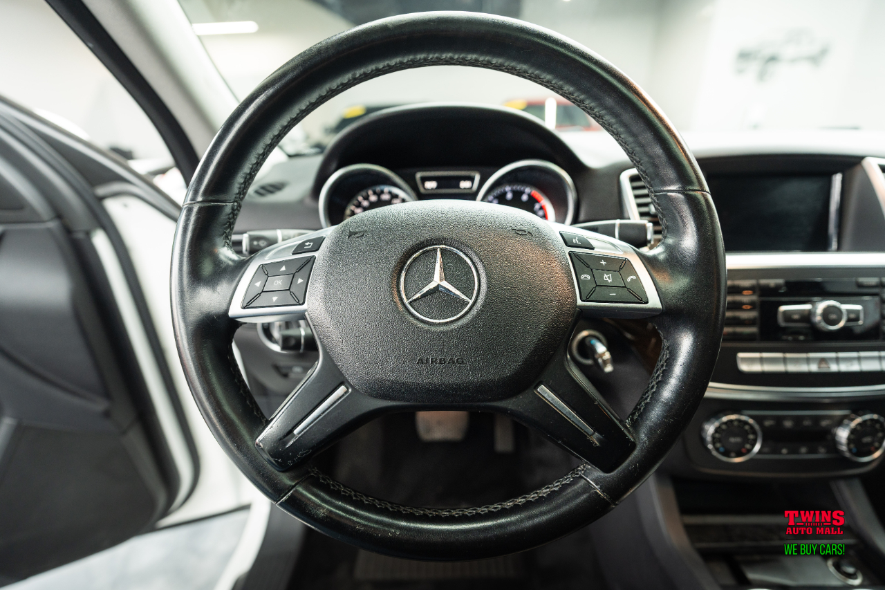 Mercedes-Benz M-Class ML350 4MATIC 2015 Mercedes-Benz M-Class ML350 4MATIC 2015