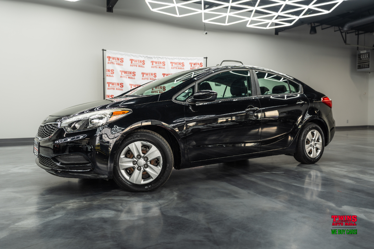 Kia Forte LX w/Popular Package 2016 Kia Forte LX w/Popular Package 2016