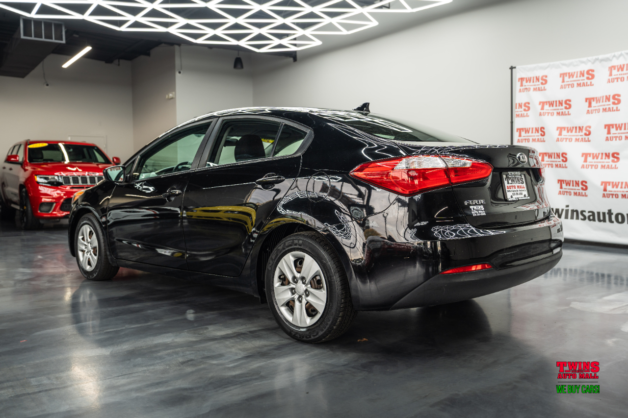 Kia Forte LX w/Popular Package 2016 Kia Forte LX w/Popular Package 2016