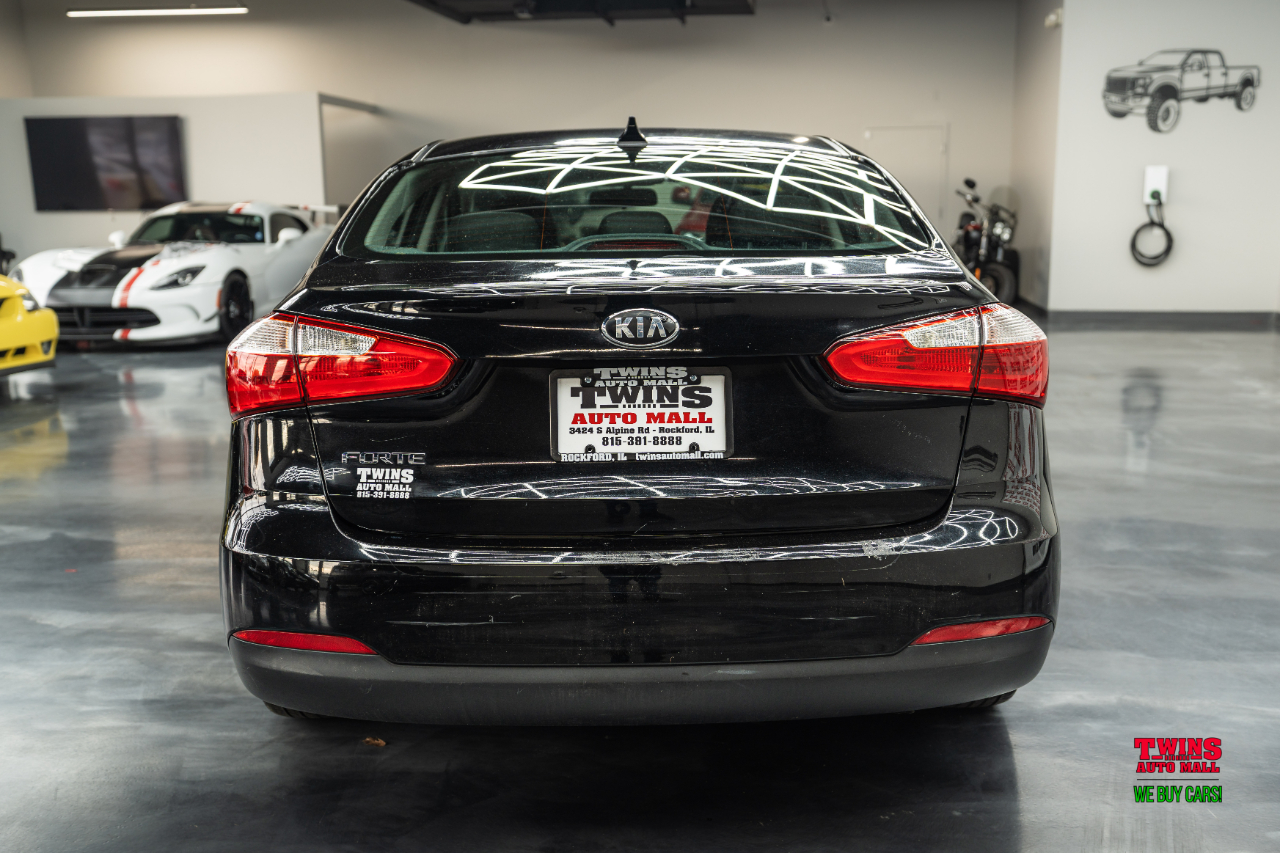 Kia Forte LX w/Popular Package 2016 Kia Forte LX w/Popular Package 2016