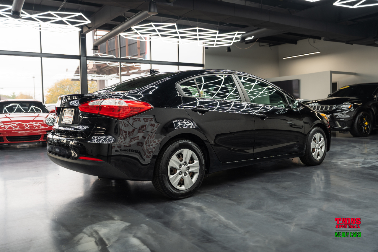 Kia Forte LX w/Popular Package 2016 Kia Forte LX w/Popular Package 2016