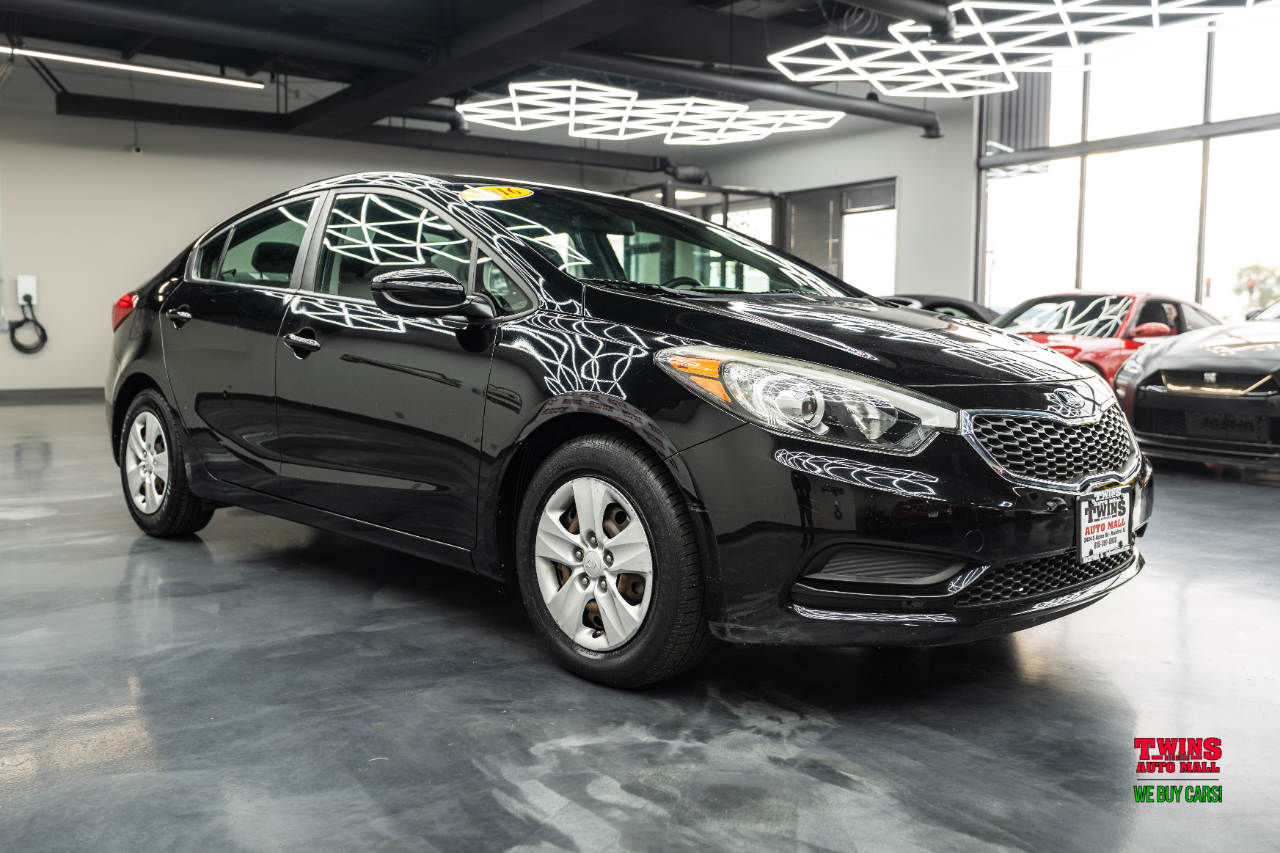 Kia Forte LX w/Popular Package 2016 Kia Forte LX w/Popular Package 2016