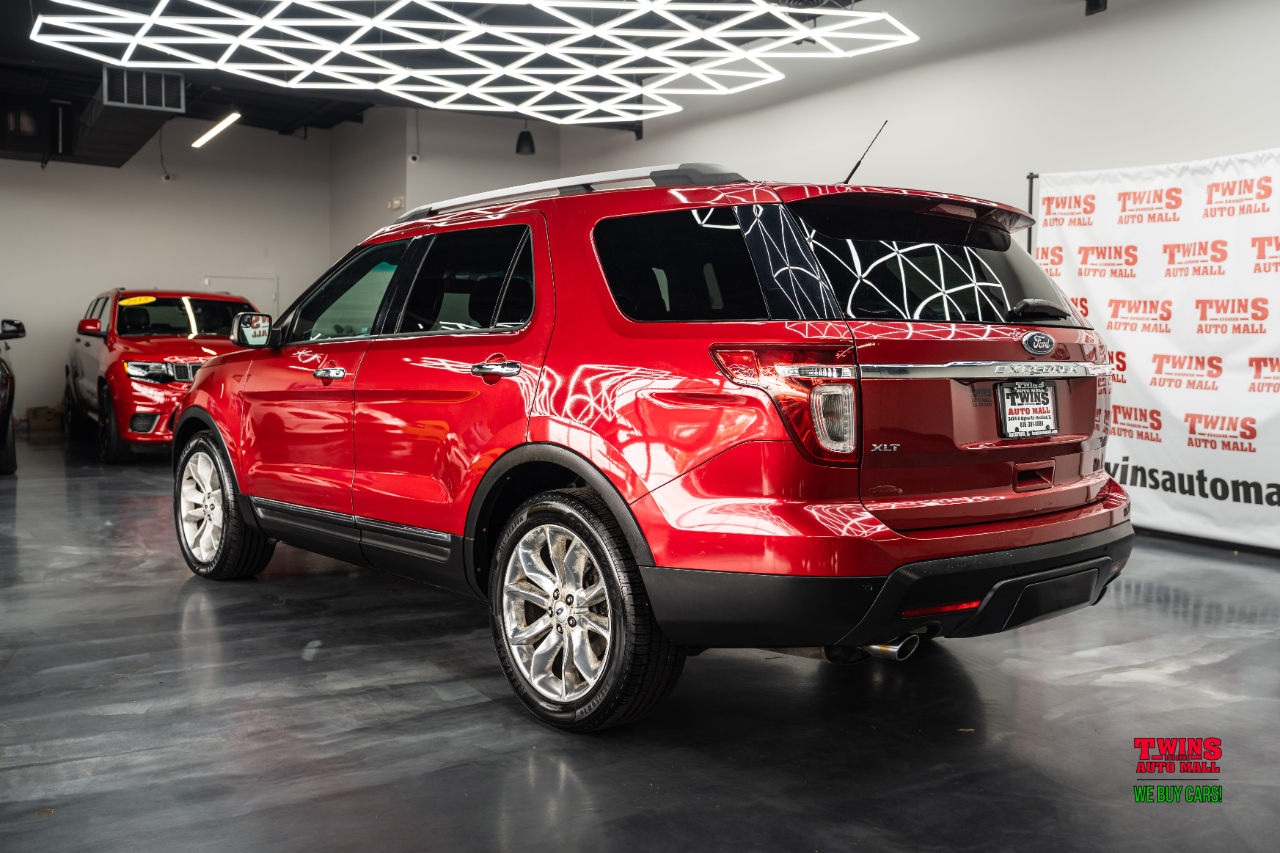 Ford Explorer XLT FWD 2012 Ford Explorer XLT FWD 2012