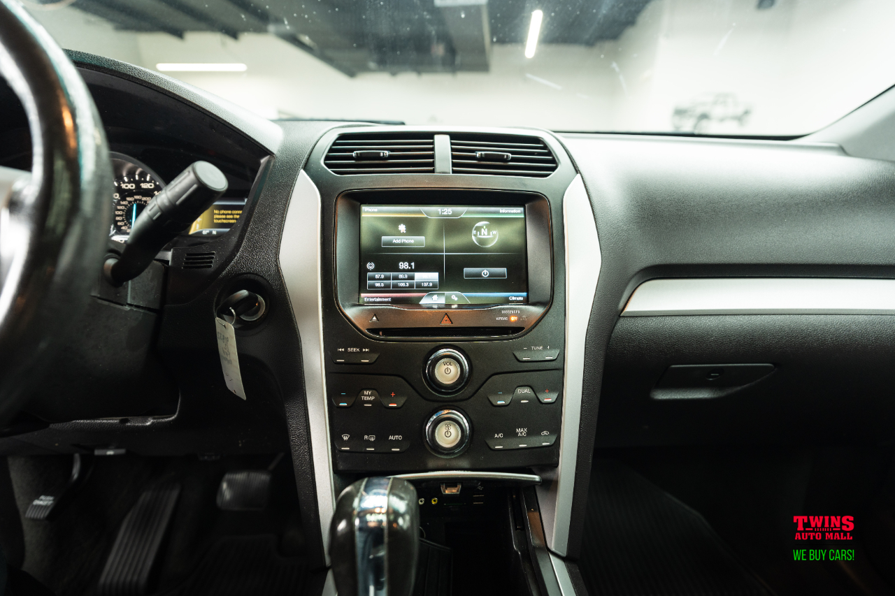 Ford Explorer XLT FWD 2012 Ford Explorer XLT FWD 2012