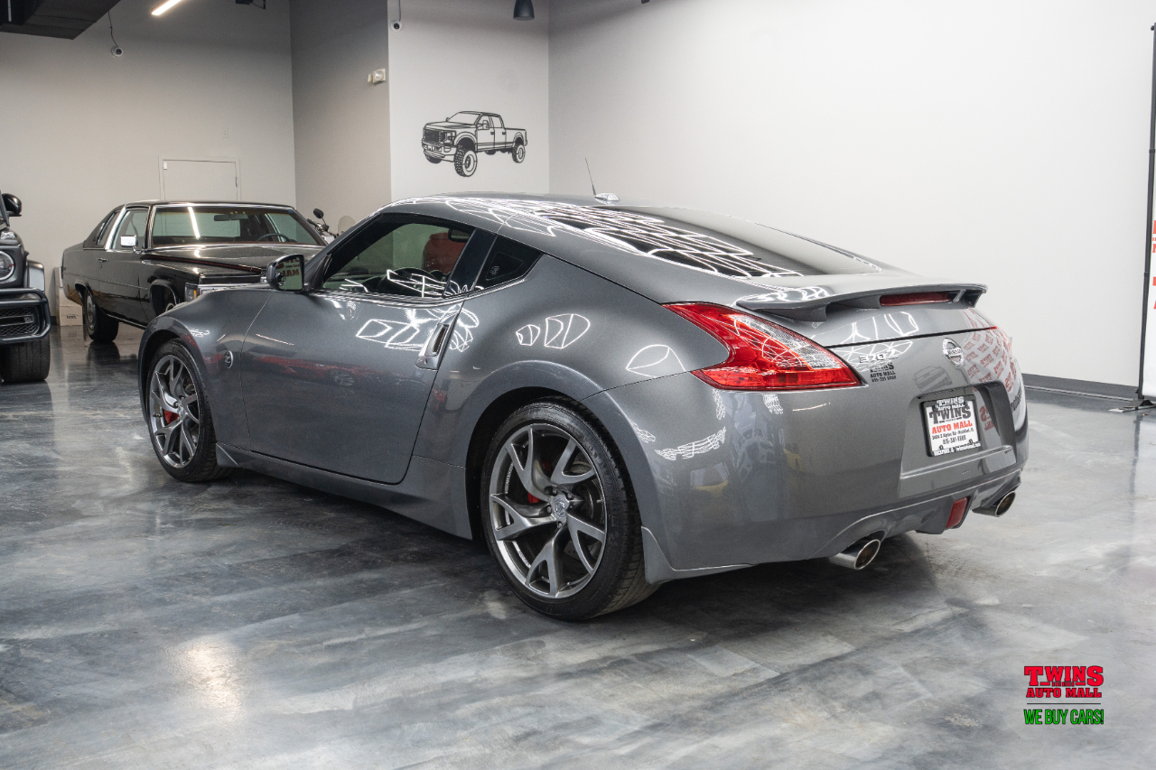 Nissan Z 370Z Coupe Touring 6MT 2014