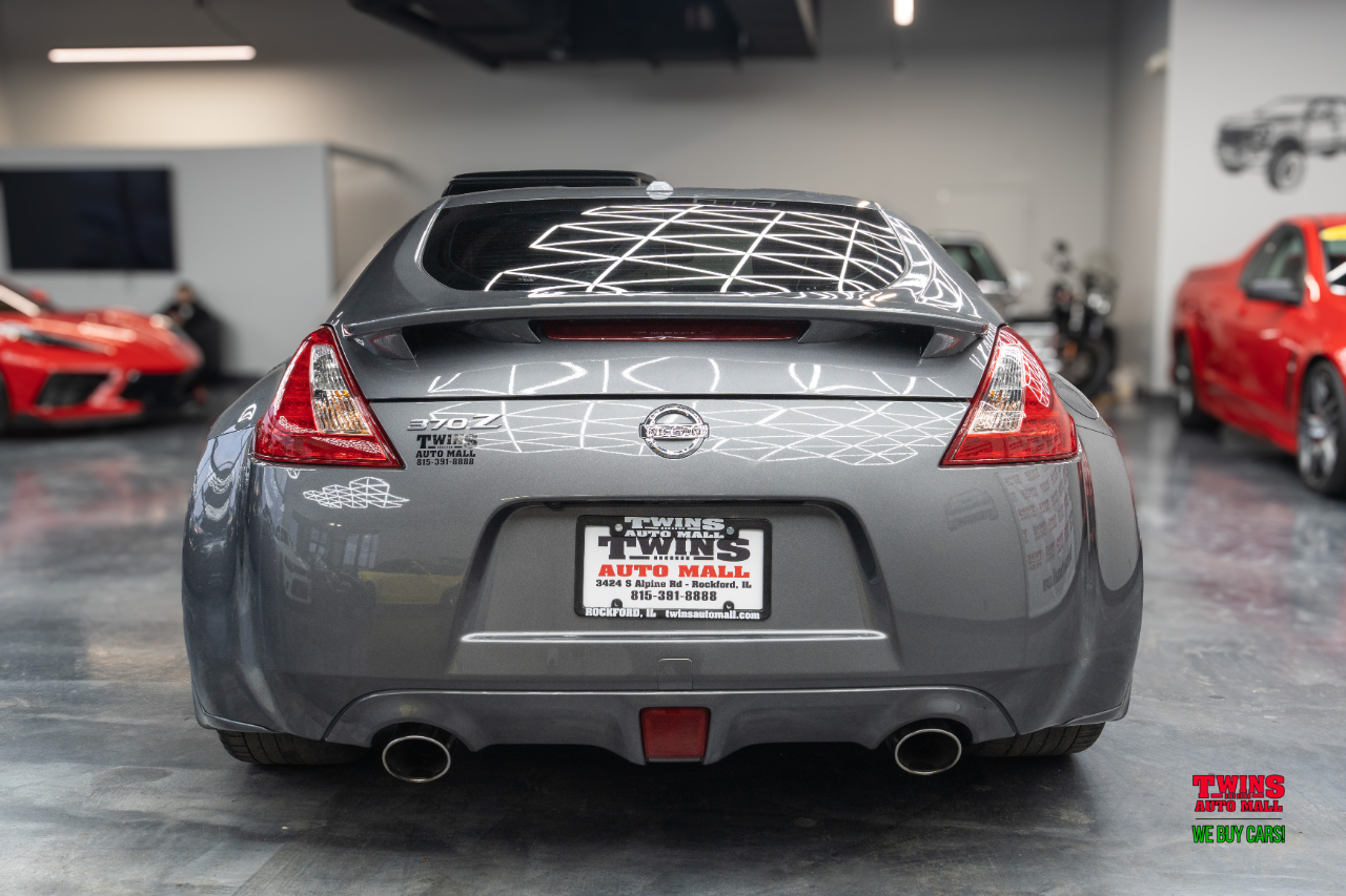 Nissan Z 370Z Coupe Touring 6MT 2014