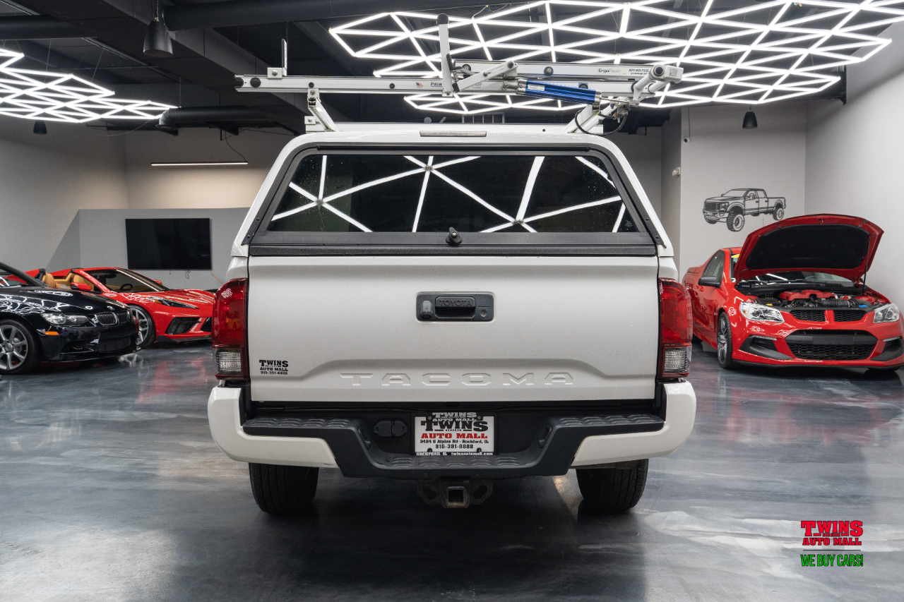 Toyota Tacoma 4WD Access Cab V6 AT (Natl) 2019