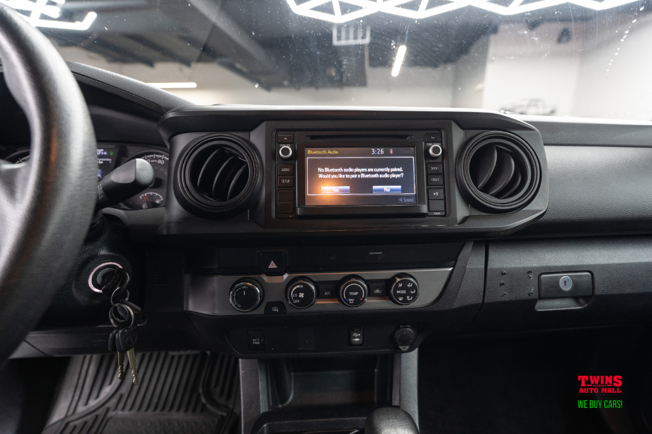 Toyota Tacoma 4WD Access Cab V6 AT (Natl) 2019