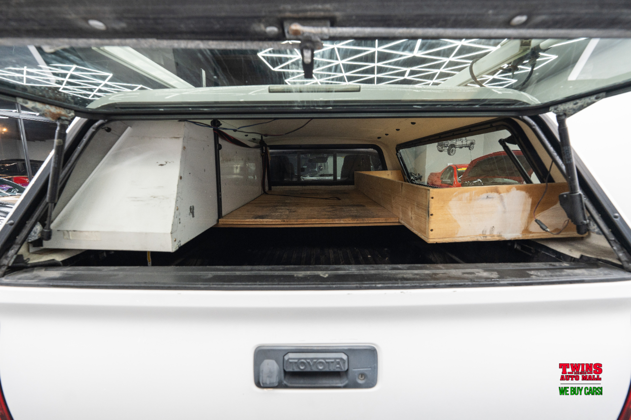 Toyota Tacoma 4WD Access Cab V6 AT (Natl) 2019