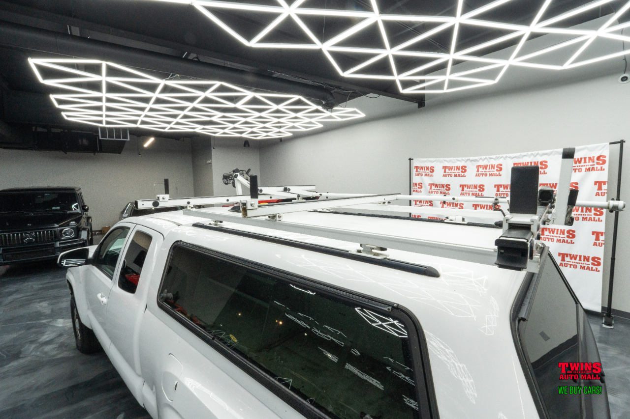 Toyota Tacoma 4WD Access Cab V6 AT (Natl) 2019