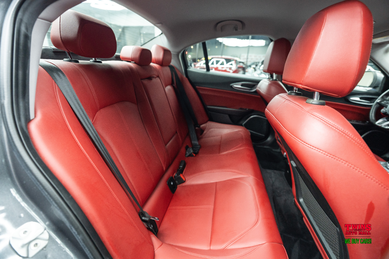 Alfa Romeo Giulia Sprint AWD 2021