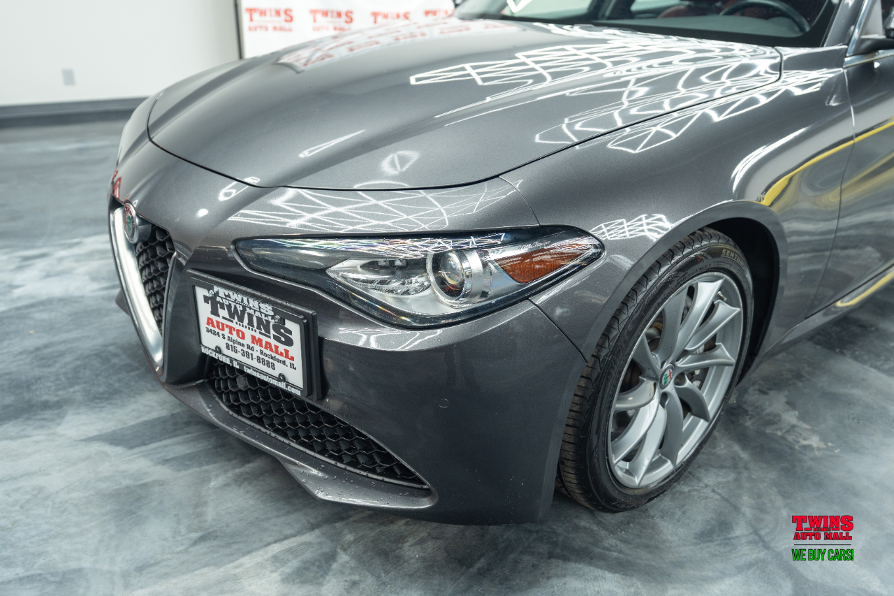 Alfa Romeo Giulia Sprint AWD 2021