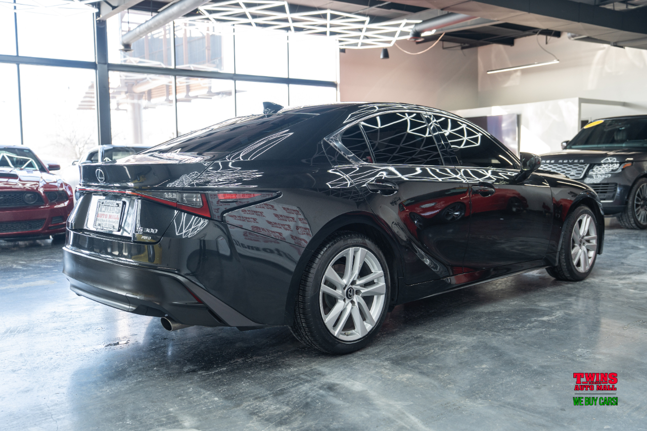 Lexus IS 350 AWD 2021