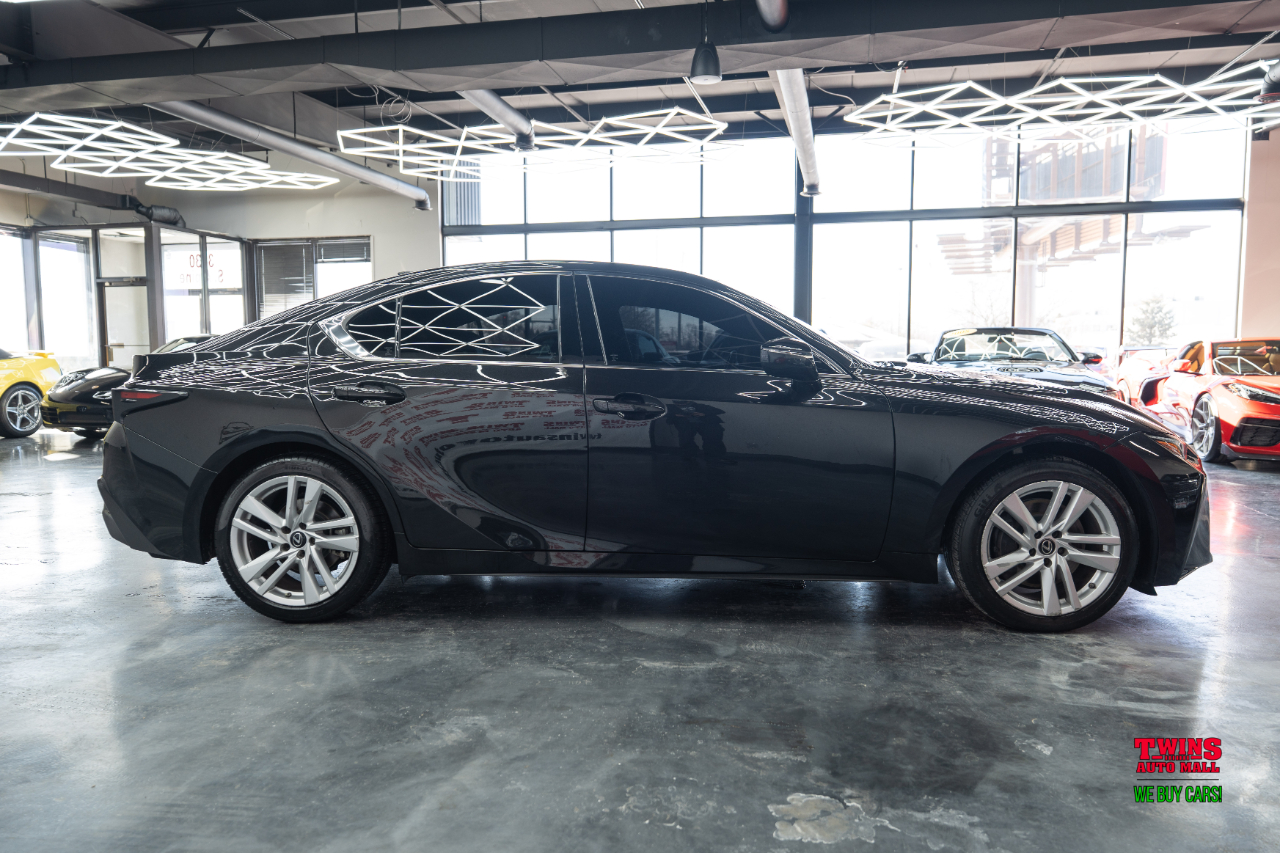 Lexus IS 350 AWD 2021