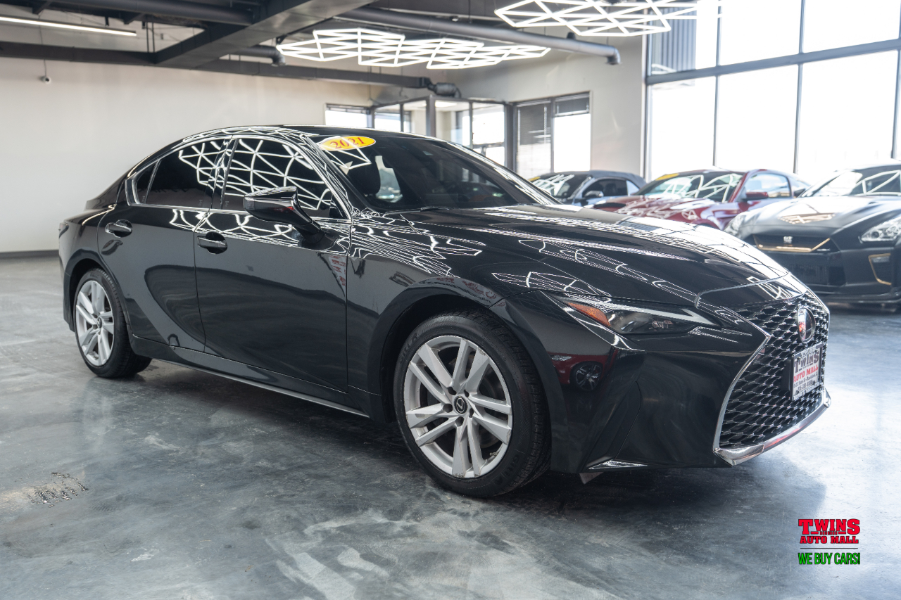 Lexus IS 350 AWD 2021