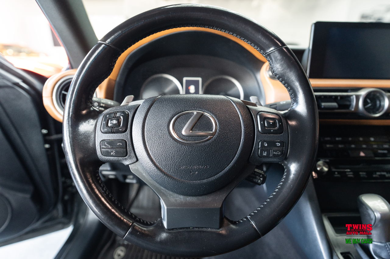 Lexus IS 350 AWD 2021