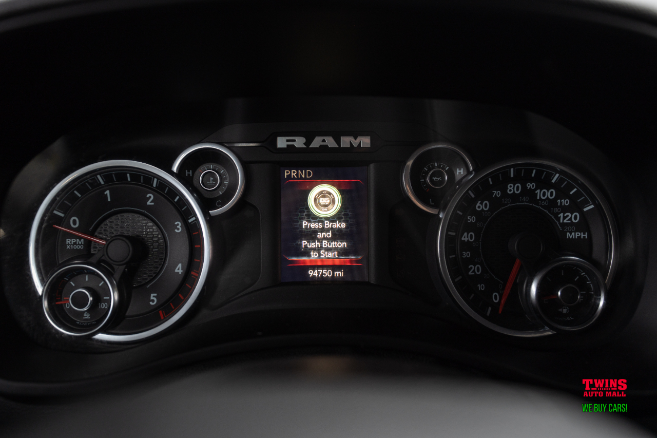 RAM 3500 Tradesman Crew Cab 4WD DRW 2023