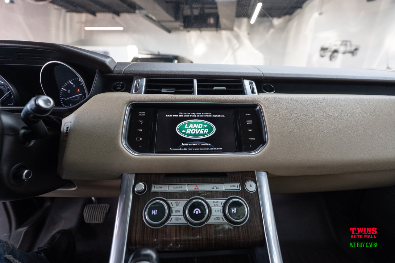 Land Rover Range Rover Sport 3.0L V6 Supercharged SE 2014