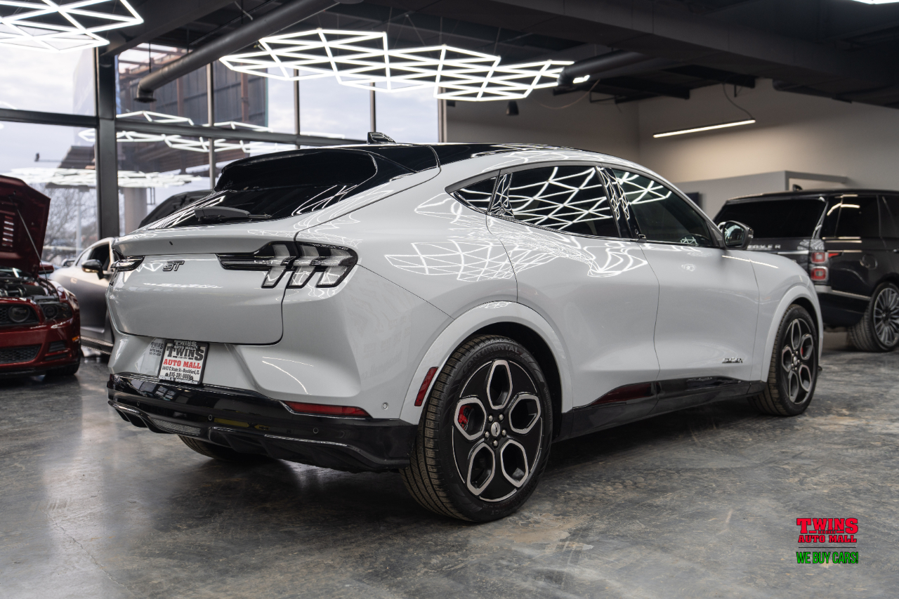 Ford Mustang Mach-E GT 2023