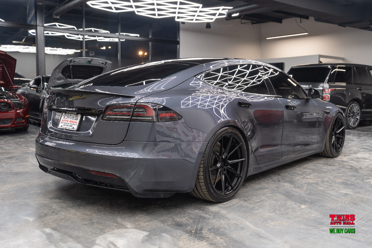 Tesla Model S Plaid 2022