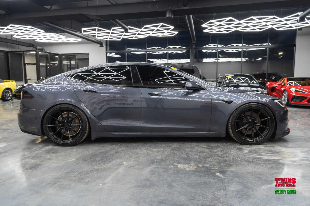 Tesla Model S Plaid 2022