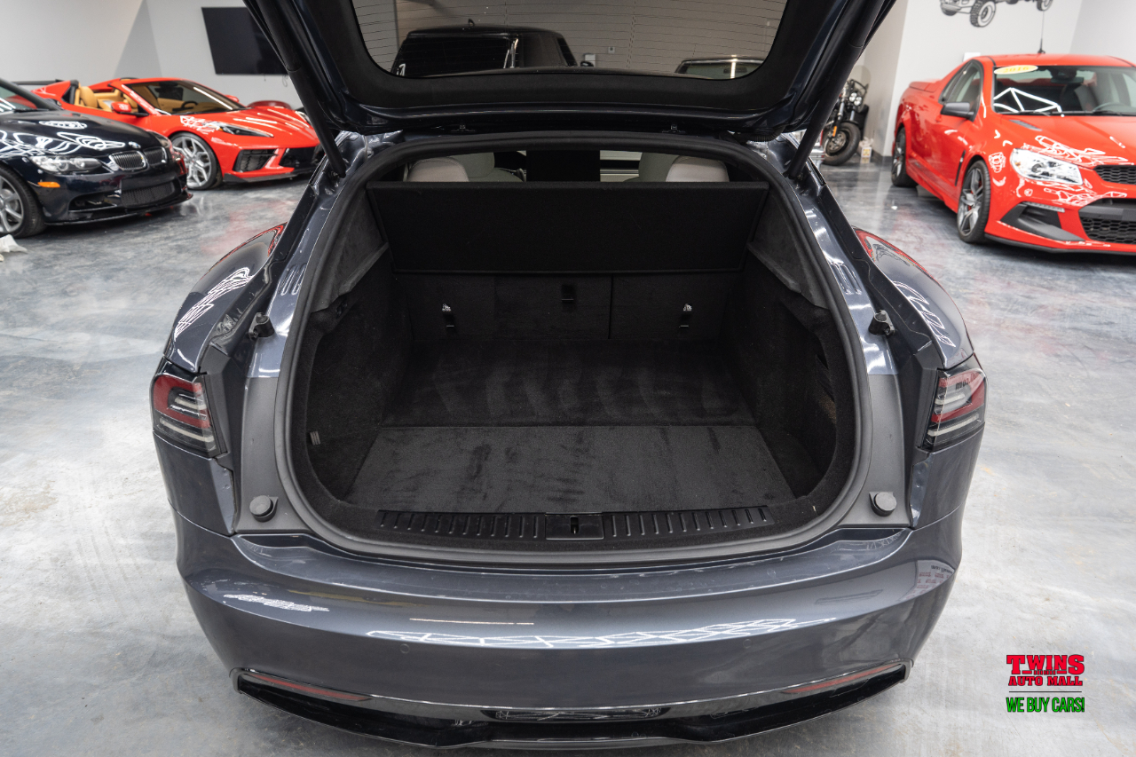 Tesla Model S Plaid 2022