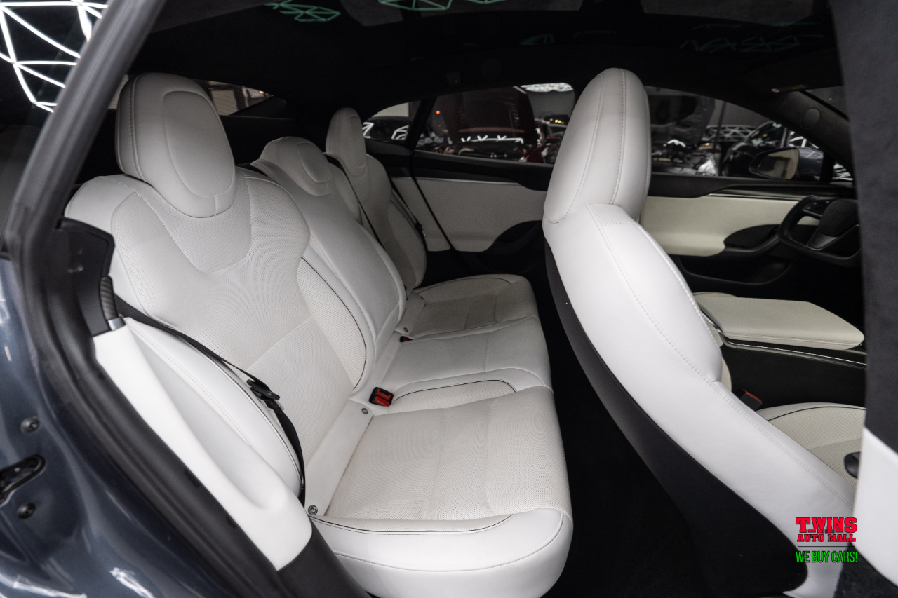 Tesla Model S Plaid 2022