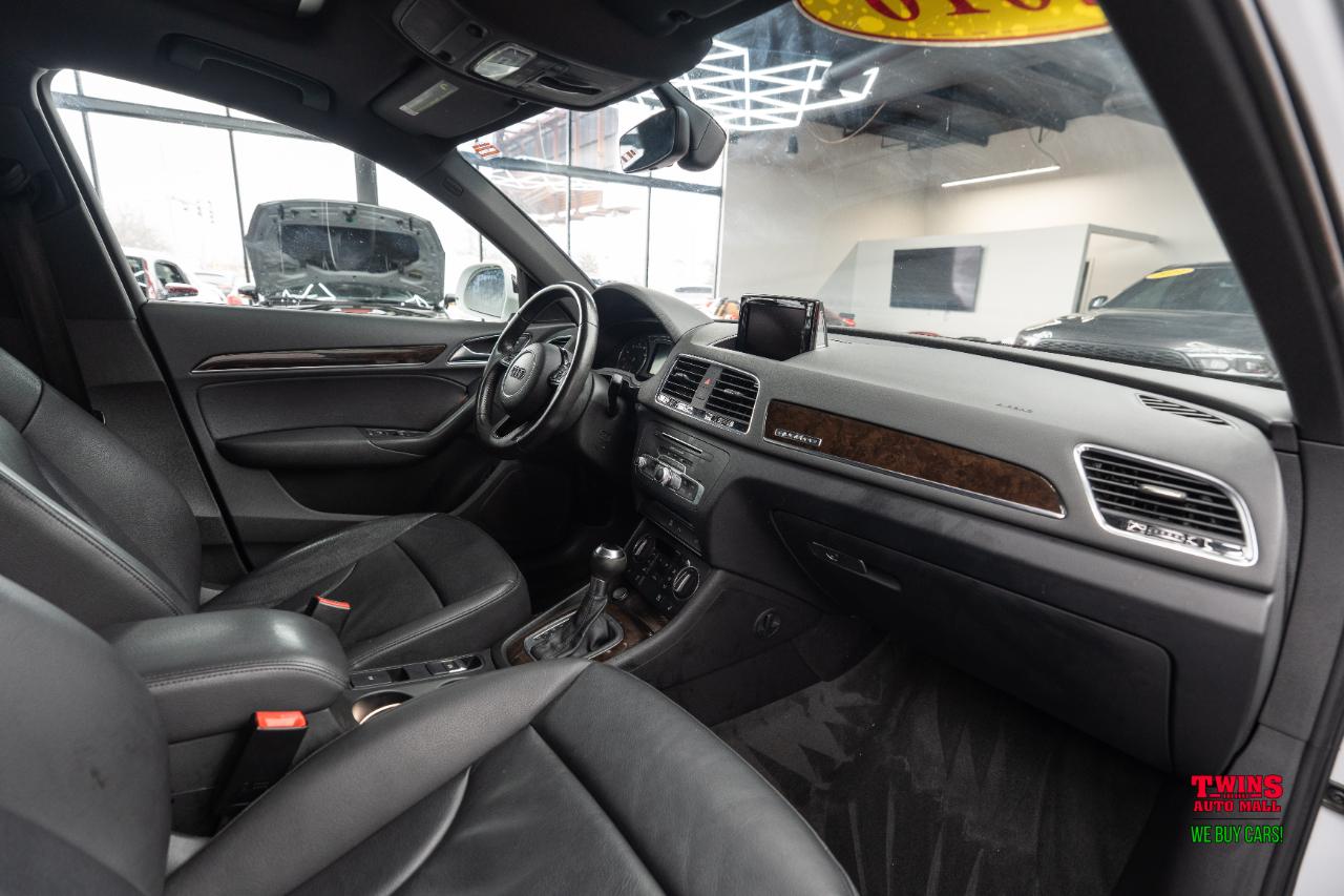 Audi Q3 2.0T quattro Premium Plus 2016