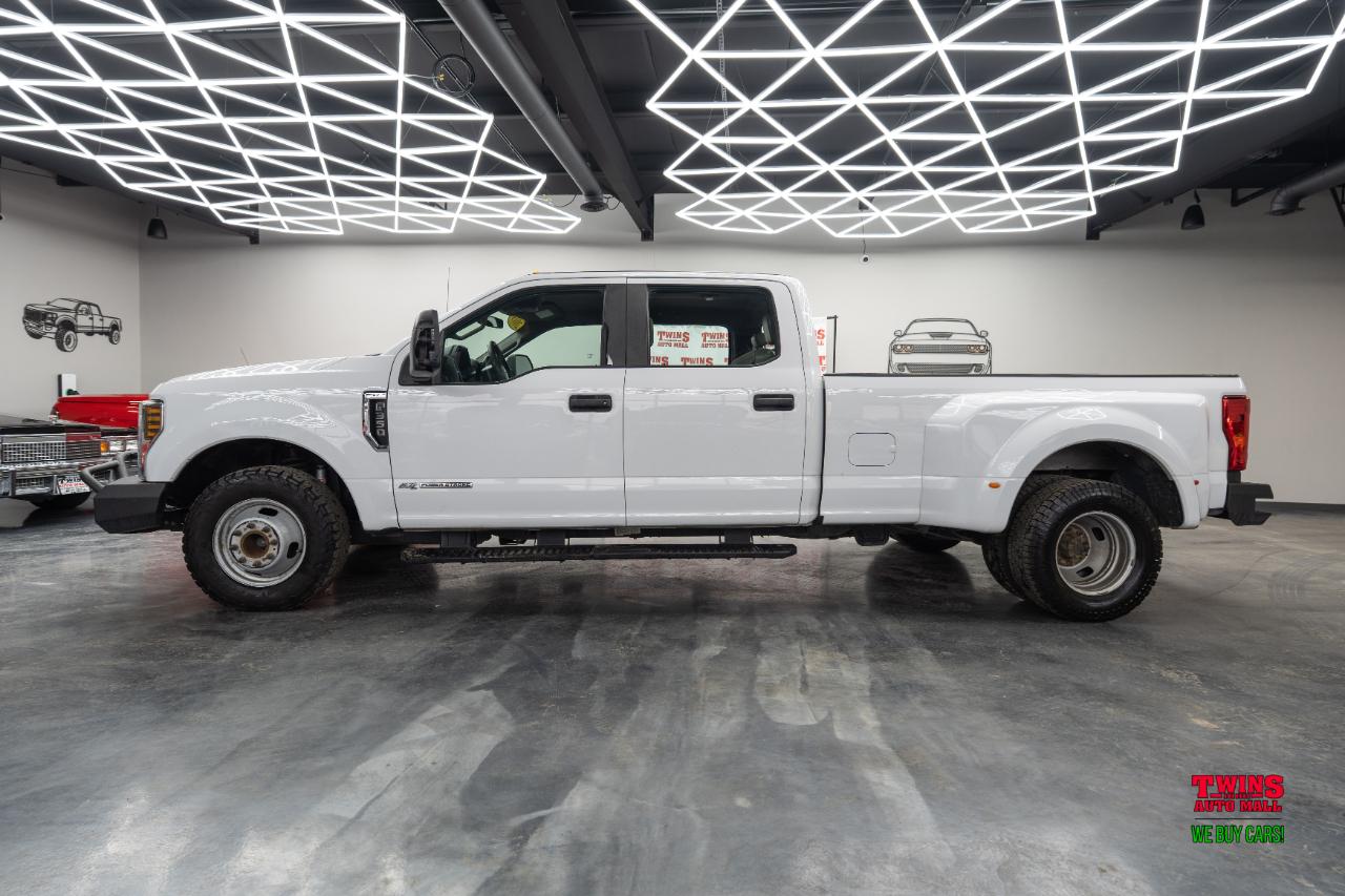 Ford F-350 SD XL Crew Cab DRW 2WD 2019