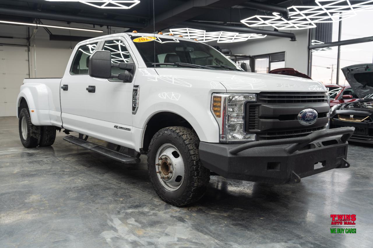 Ford F-350 SD XL Crew Cab DRW 2WD 2019