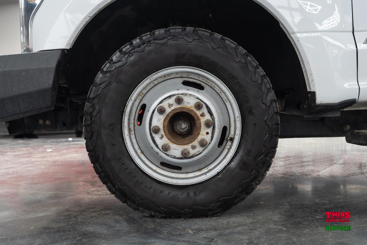 Ford F-350 SD XL Crew Cab DRW 2WD 2019