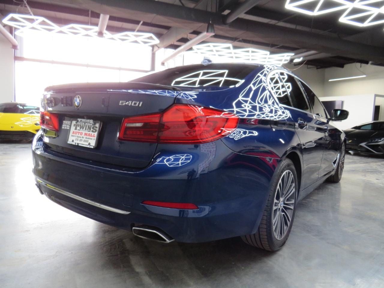 BMW 5-Series 540i xDrive 2020