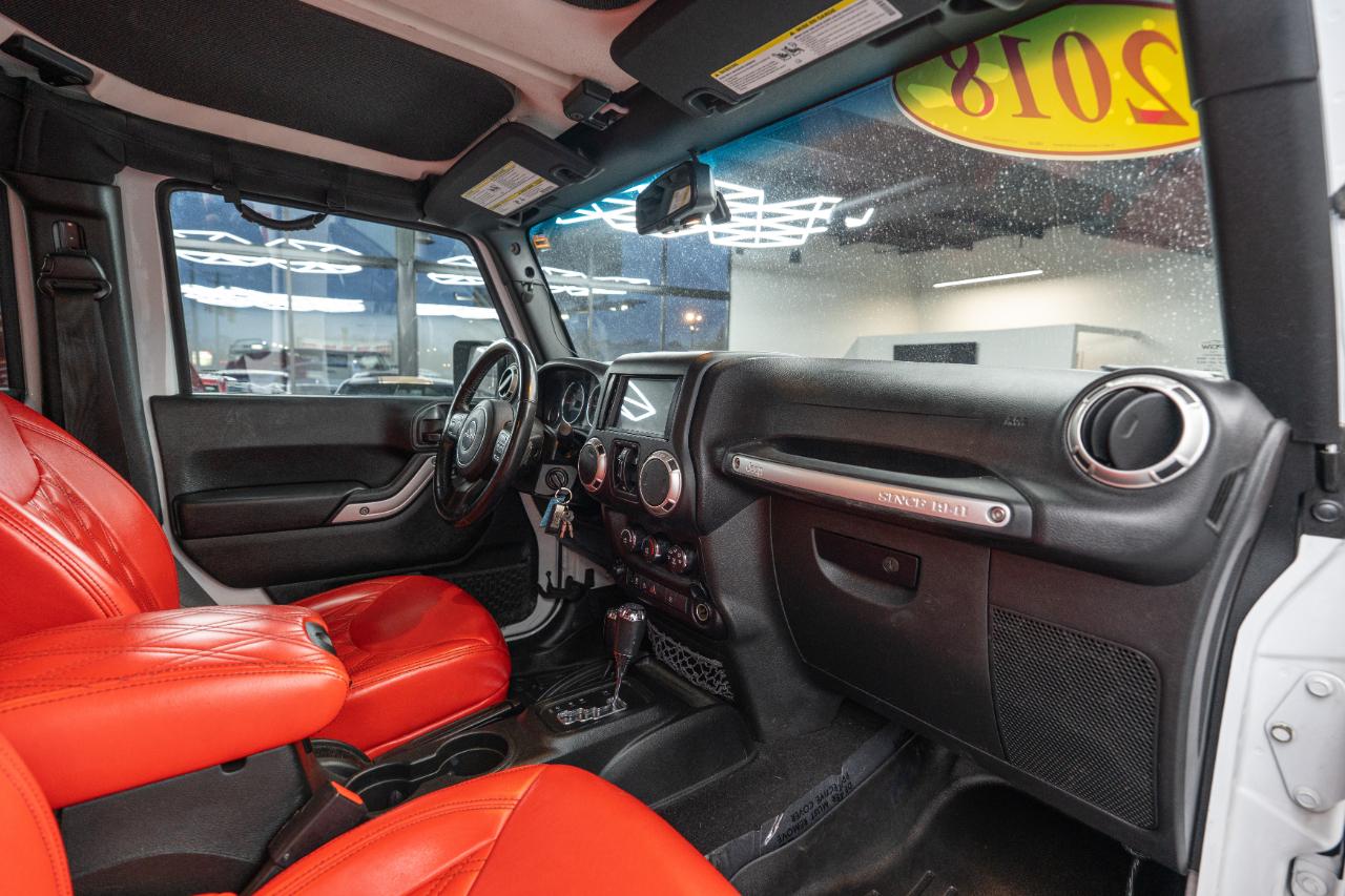 Jeep Wrangler JK Unlimited Sahara 4WD 2018