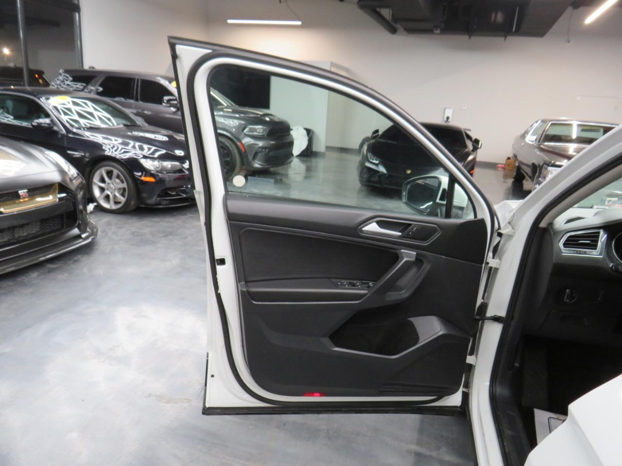 Volkswagen Tiguan SE R-Line Black 4MOTION 2021