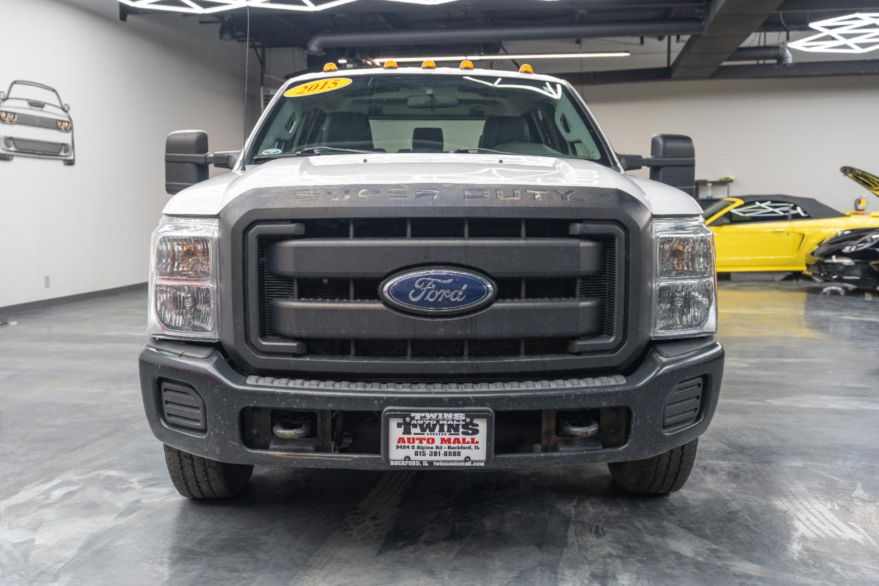 Ford F-350 SD XL Crew Cab 2WD DRW 2015