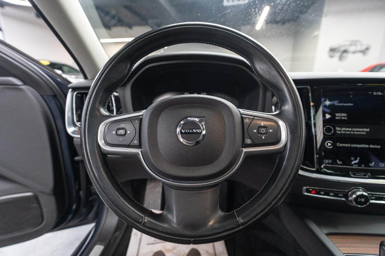 Volvo S60 B5 Momentum AWD 2022