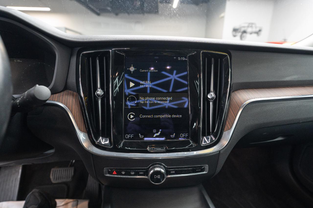 Volvo S60 B5 Momentum AWD 2022