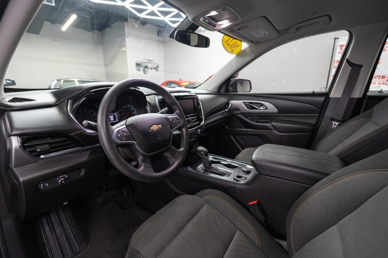 Chevrolet Traverse LS FWD 2021