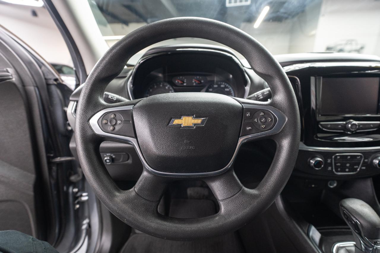 Chevrolet Traverse LS FWD 2021