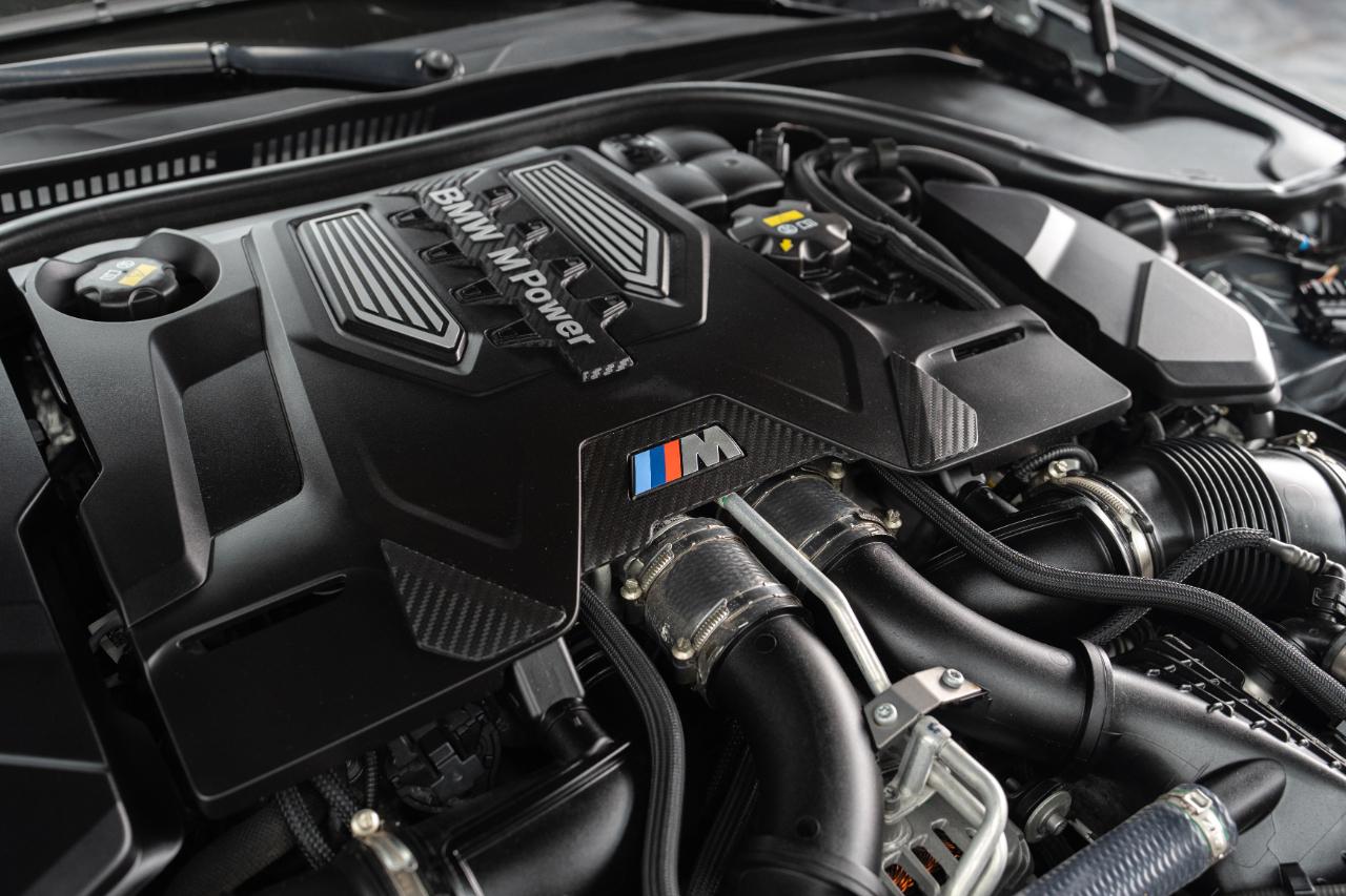 BMW M8 Gran Coupe Base 2023