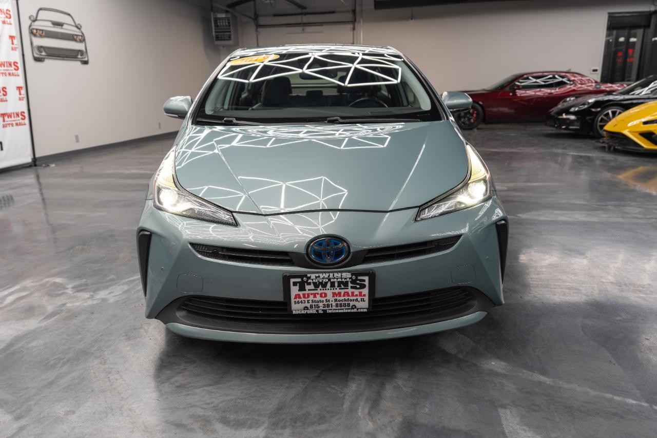 Toyota Prius L Eco 2019