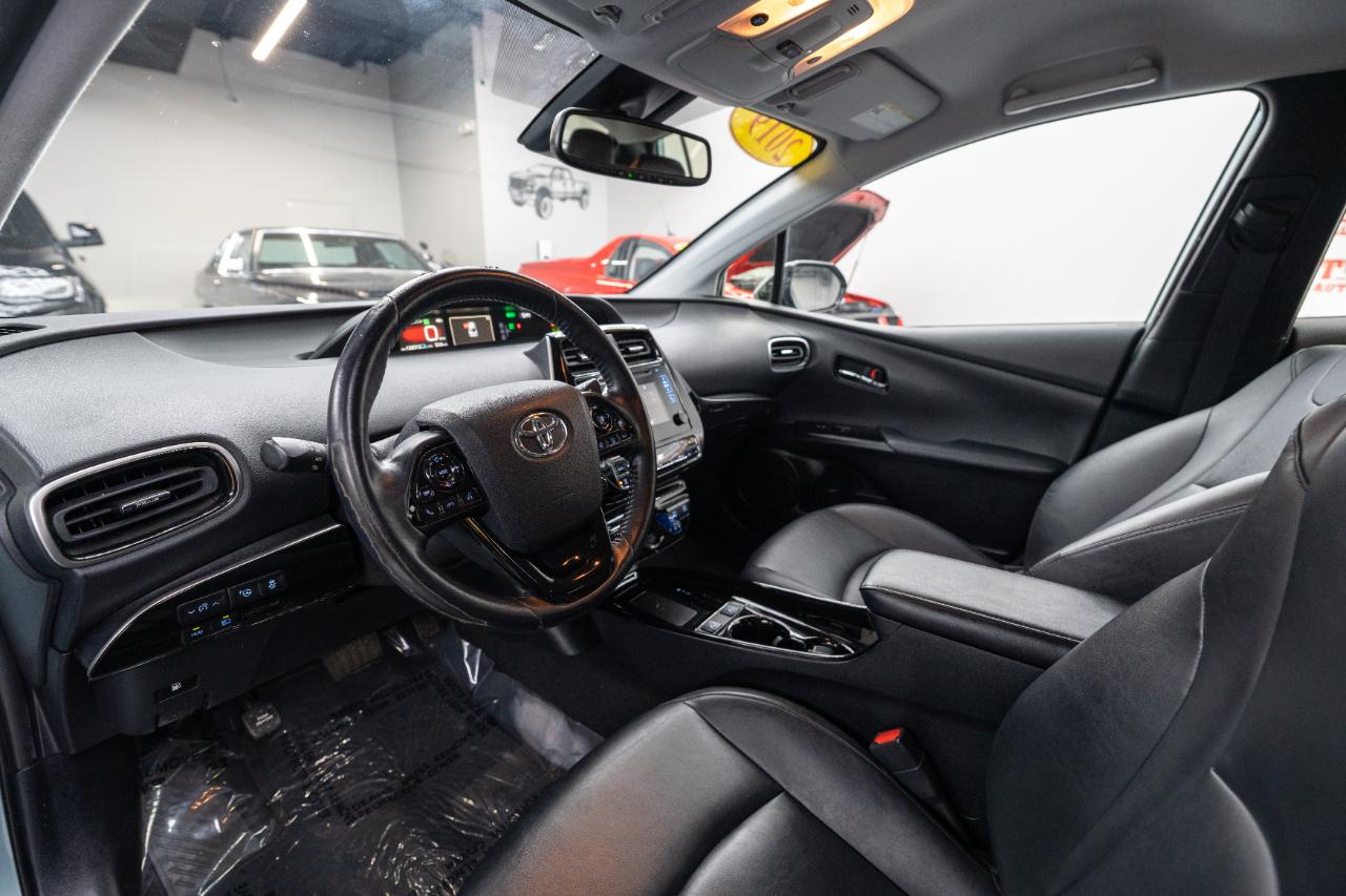 Toyota Prius L Eco 2019