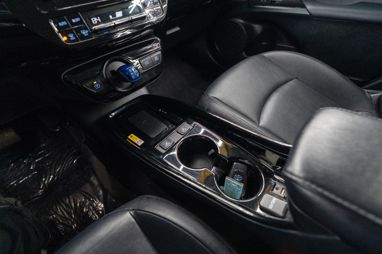 Toyota Prius L Eco 2019